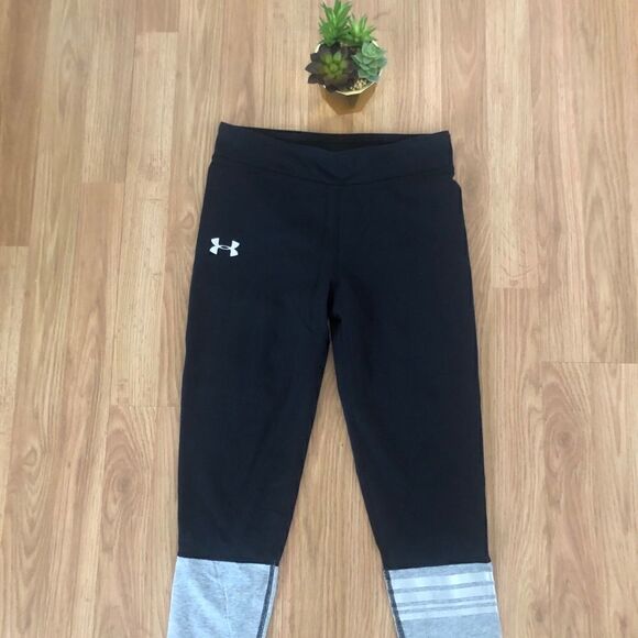 UNDER ARMOUR Leggings w/ Reflective Stripes - Picture 1 of 7